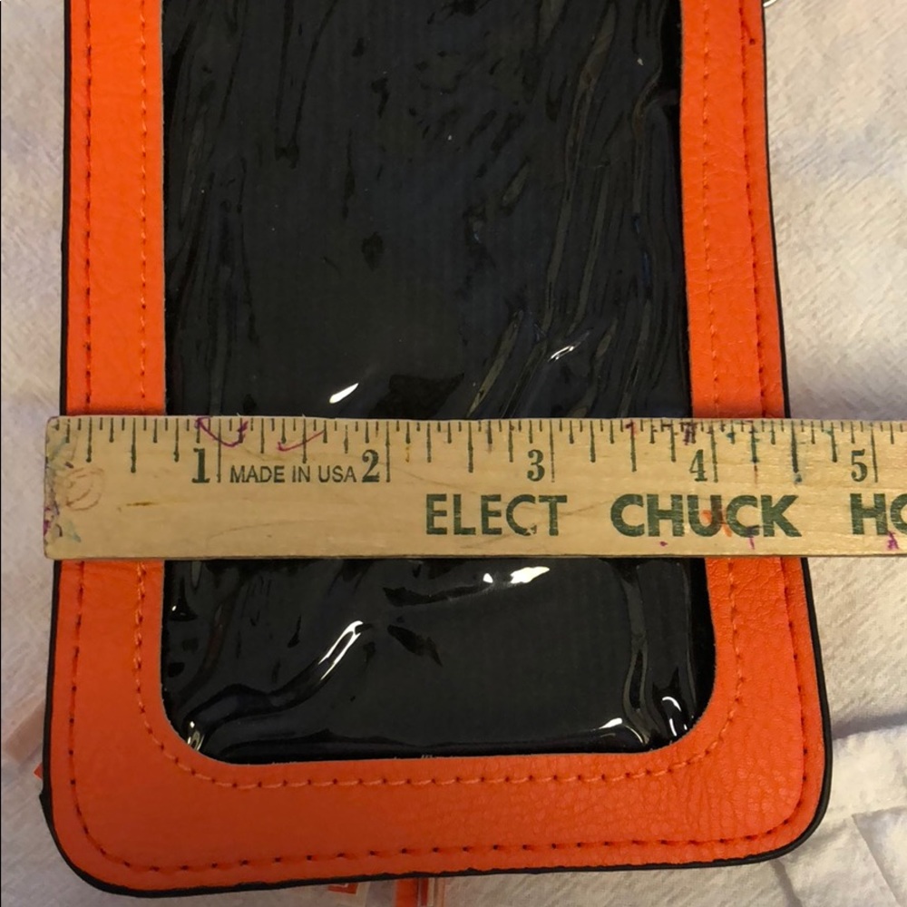 Phone case - Picture 5 of 6